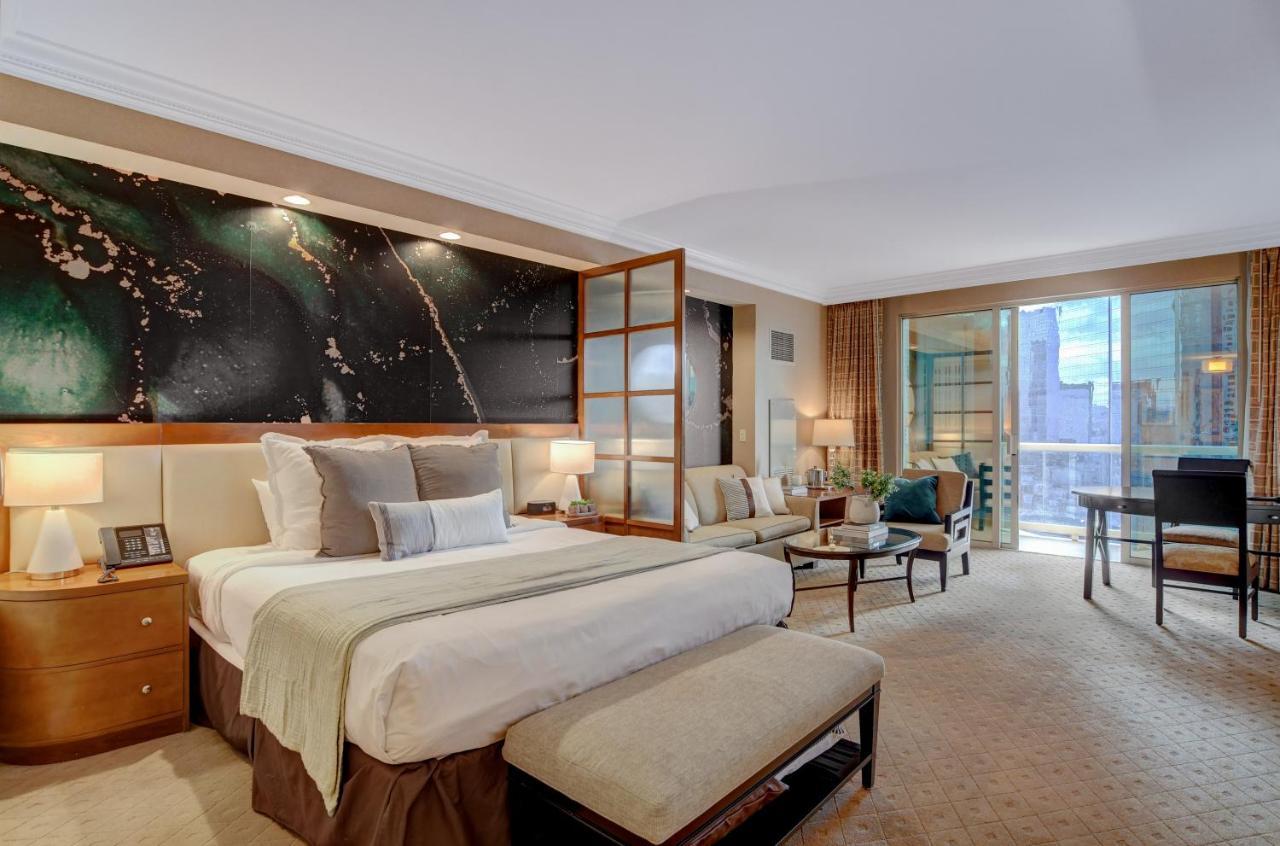 Balcony Full Strip View Suite Mgm Signature Free Valet Las Vegas Exterior foto